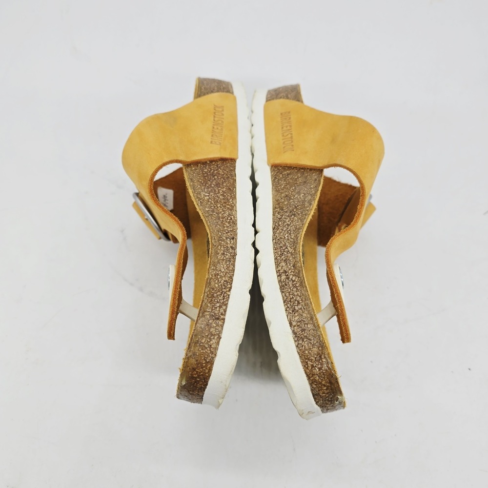 Birkenstock Sandals Womens 5 (36) Gizeh Big Buckle Nubuck Leather Apricot - Picture 4 of 7